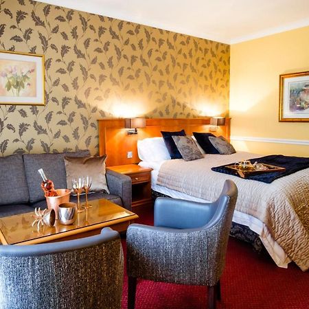 The Gretna Chase Hotel Luaran gambar