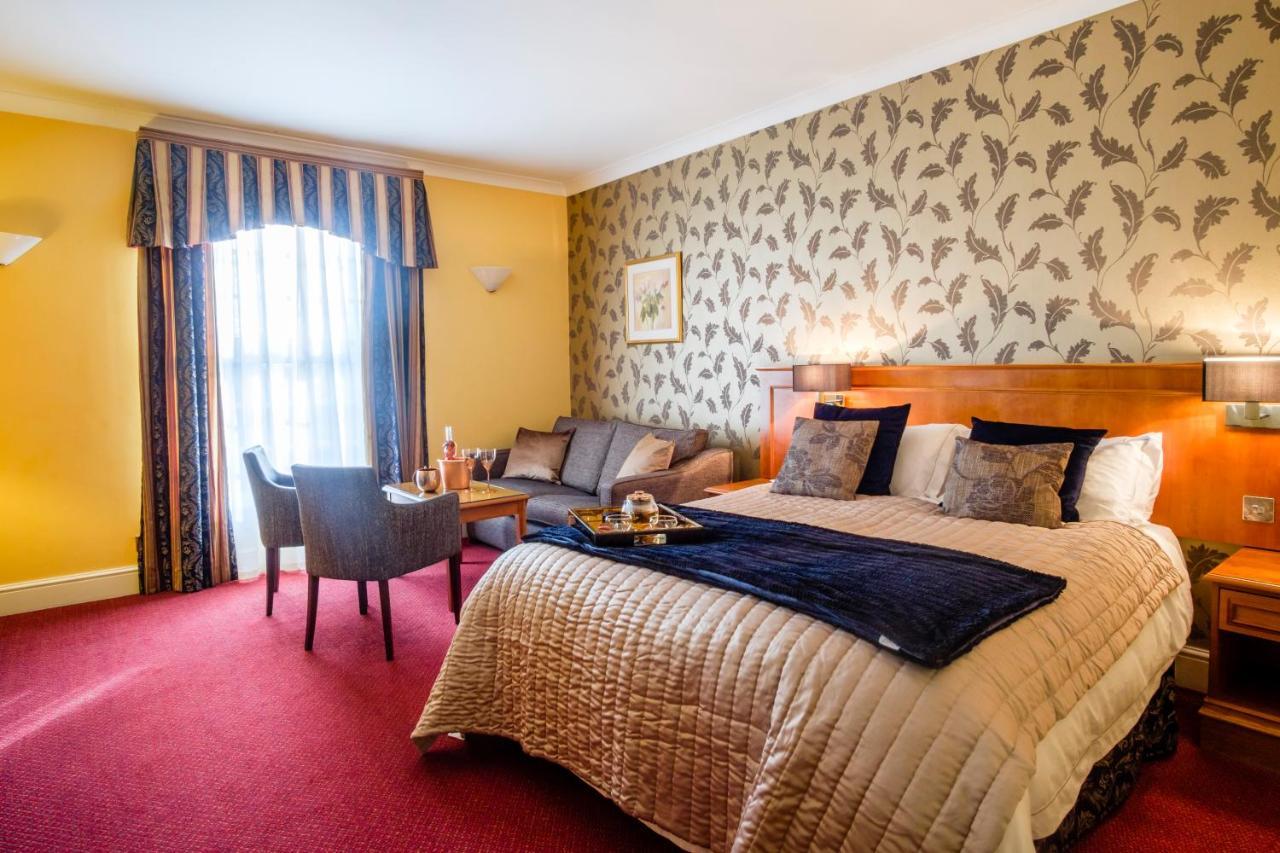 The Gretna Chase Hotel Luaran gambar