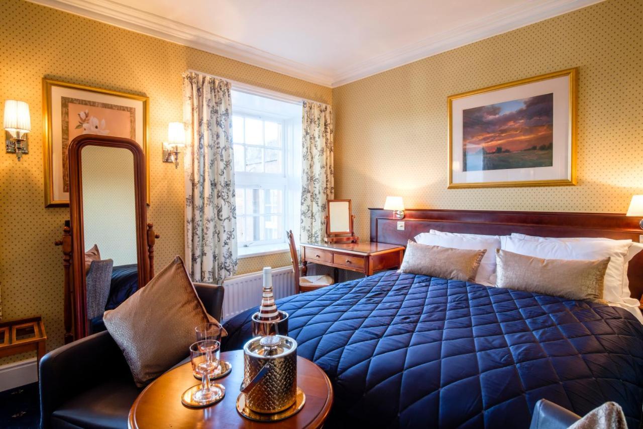 The Gretna Chase Hotel Luaran gambar